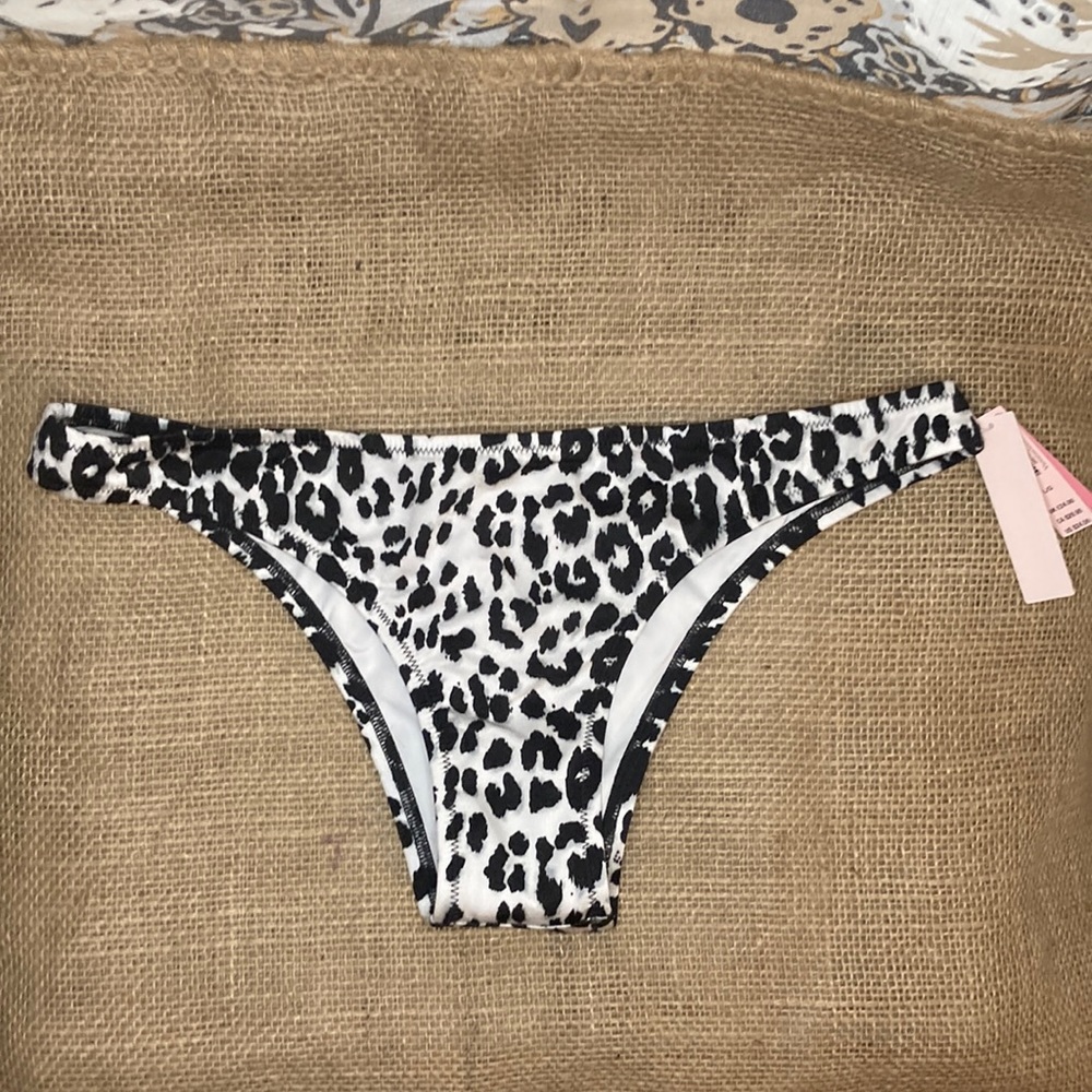 Victoria’s Secret swimsuit bikini bottoms